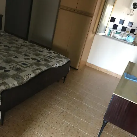 Casa Leotta *